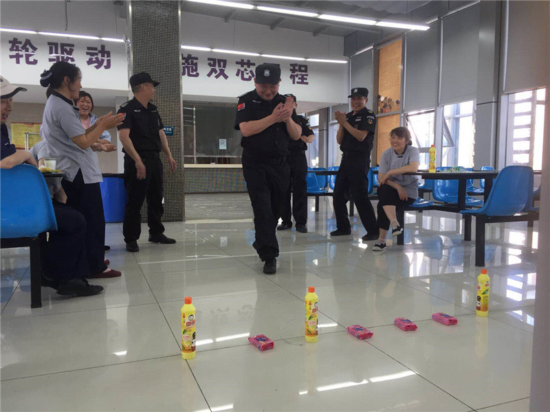 套圈夺宝1.jpg