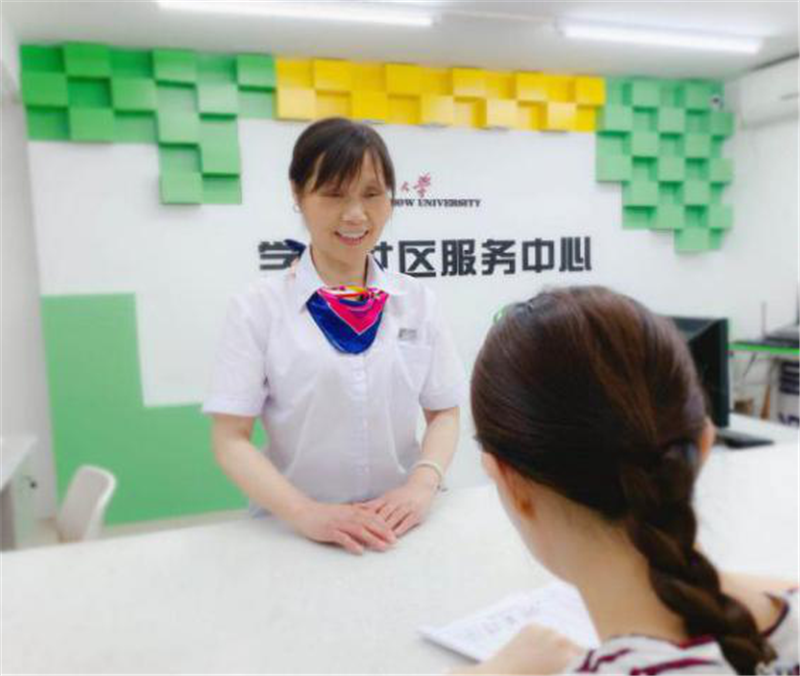 李云芳1_副本.png