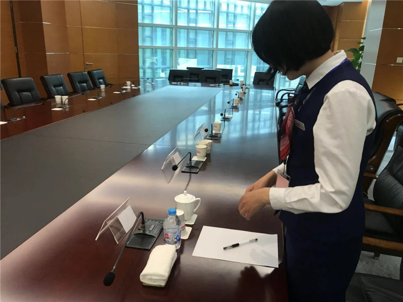 实操：会议物资摆放.jpg