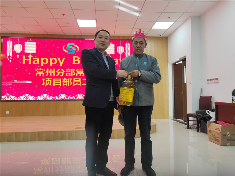 左一常州分部经理韦广全.jpg