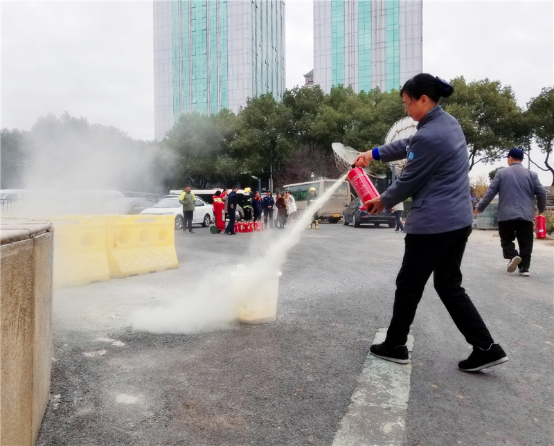 消防器材实践.jpg
