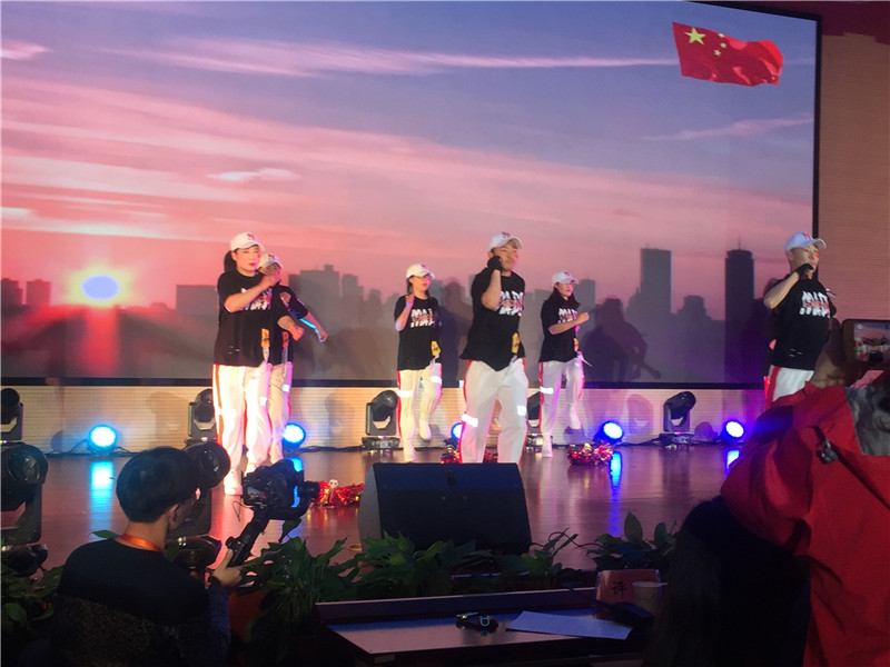 比赛现场图.jpg