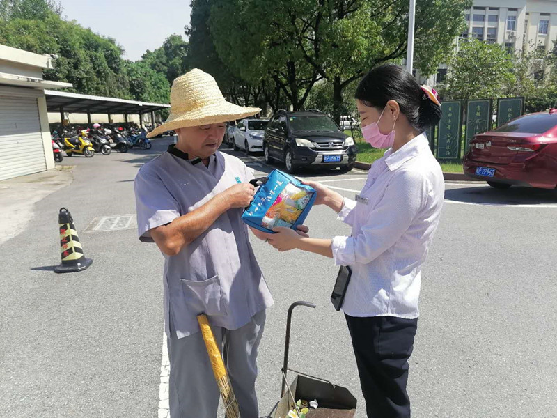 外场2.jpg
