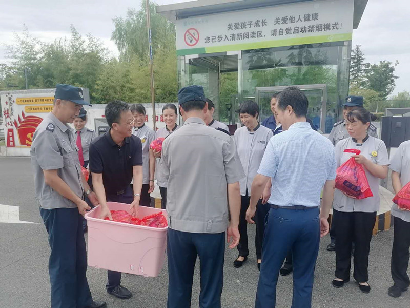 合照8.jpg