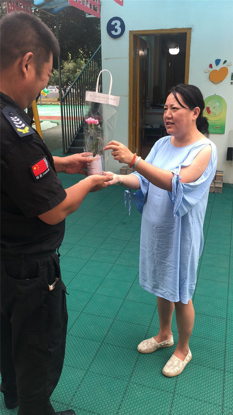 王宁.jpg