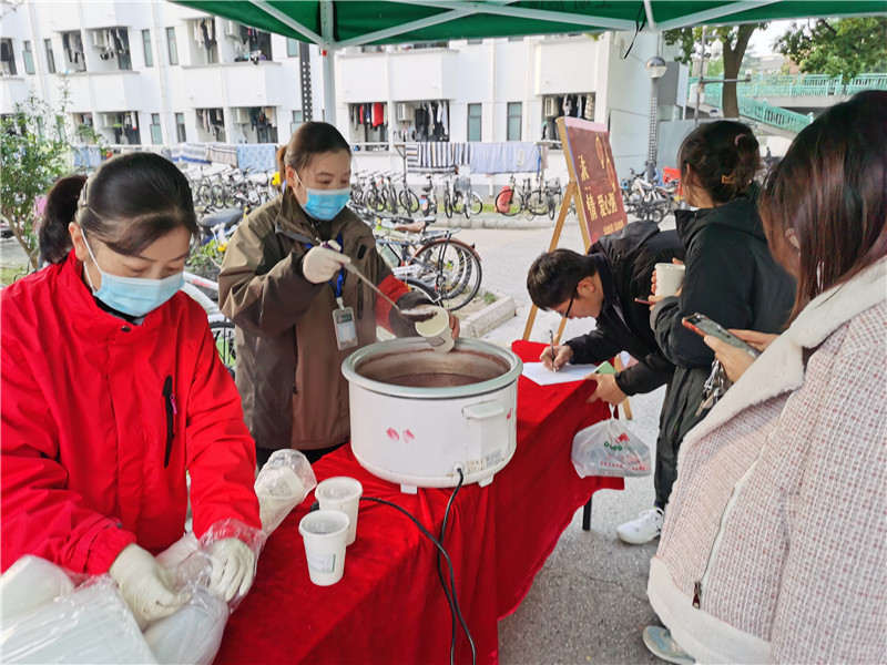学生登记领取.jpg
