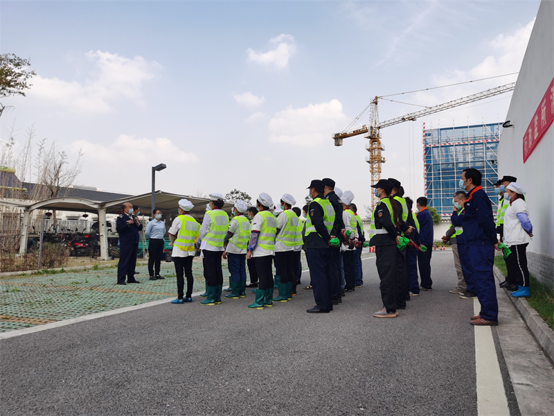 黄桂应警官对本次演习进行点评.jpg