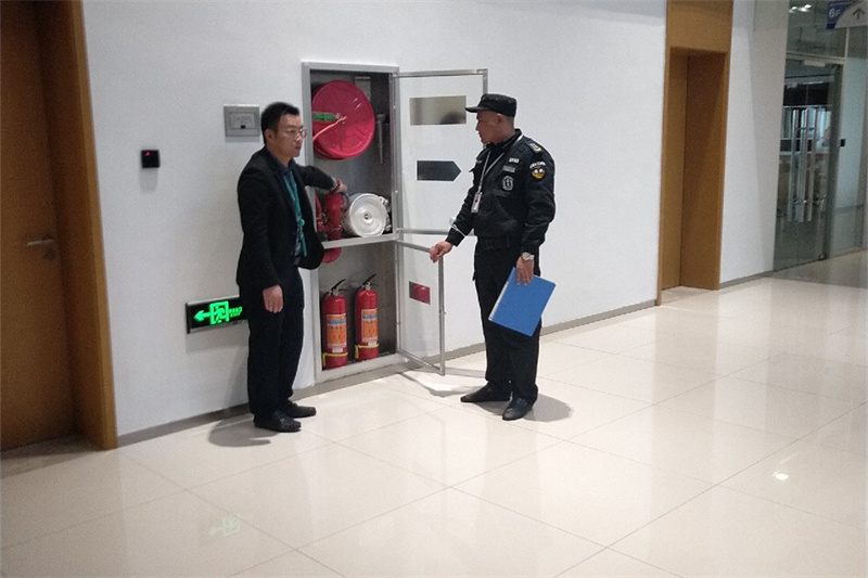 消防培训灭火器使用办法3.jpg