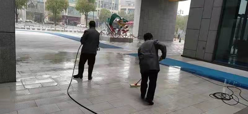 1647140754258567.jpg 外场地面清洗.jpg