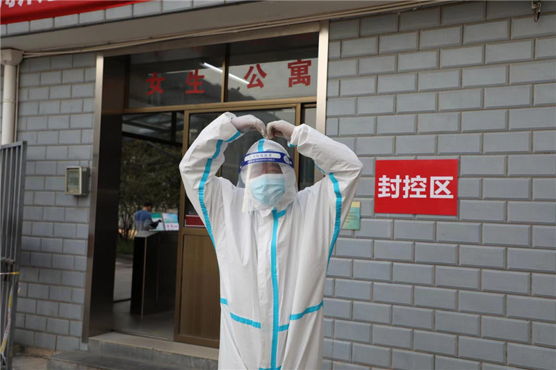 1652665348338881.jpg 8.jpg