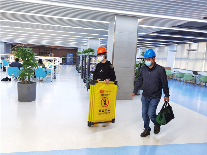 电梯困人解救过程 2.jpg