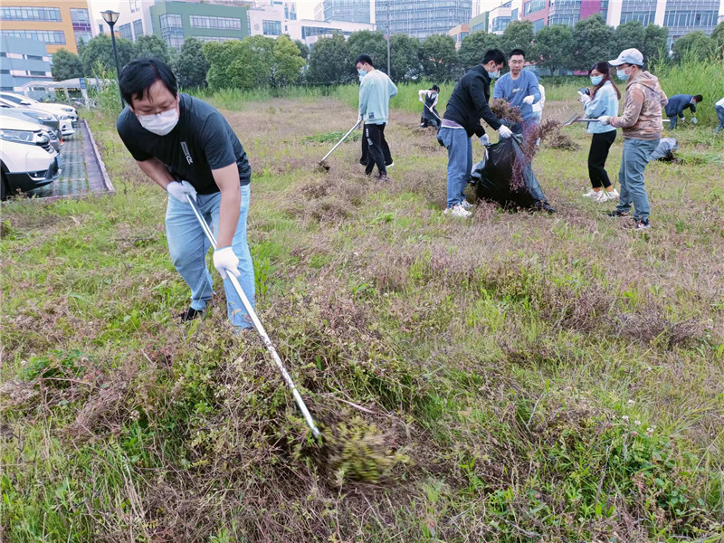 拔草，.jpg