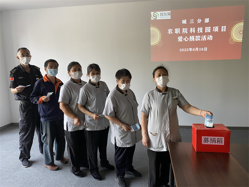 1655778506719197.jpg 项目人员合照.jpg