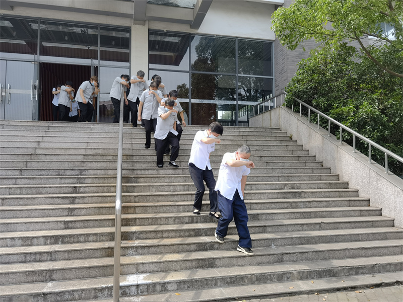 疏散演练.jpg