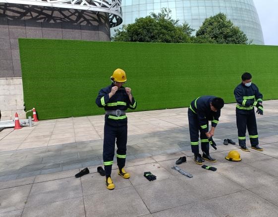 1657002796998462.jpg 1657002796998462.jpg