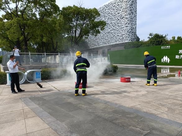 1657002998957930.jpg 1657002998957930.jpg