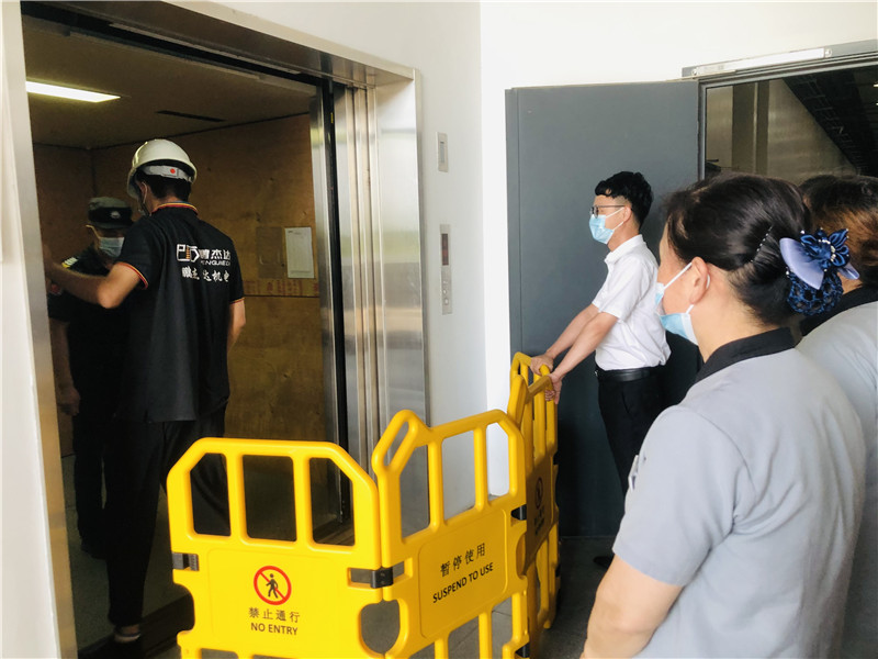 1657682229167776.jpg 成功解救被困人员.jpg