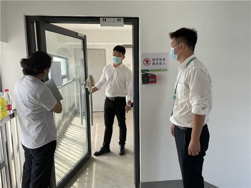 2-楼顶平台检查-1.png