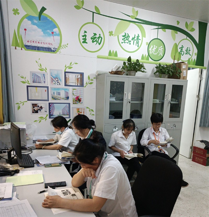 eaa4207e3336747fcfda6bf35a67986.jpg
