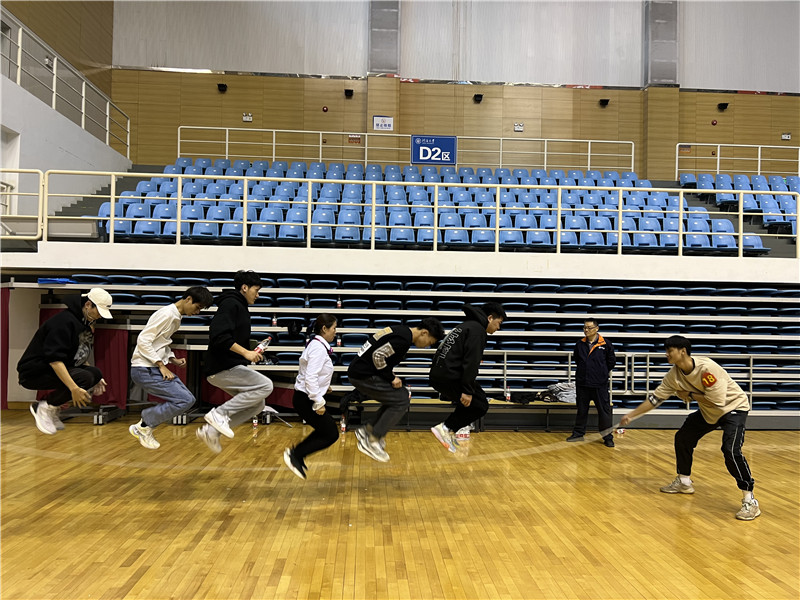 跳绳照片1.jpg