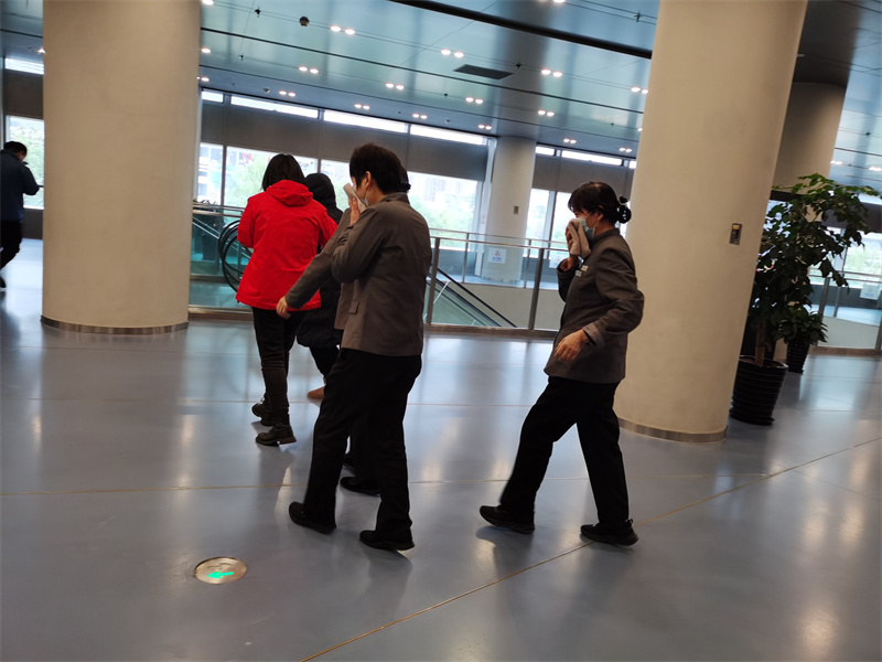 演练逃生1.jpg