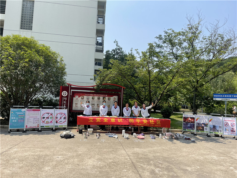 润园活动现场1.jpg
