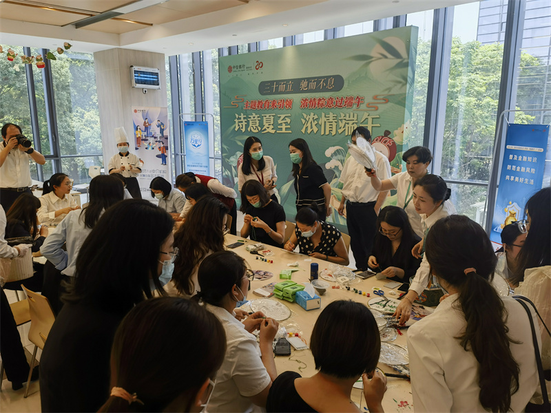 DIY手工活动.jpg