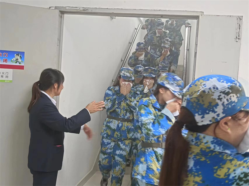 应记疏散指挥.jpg