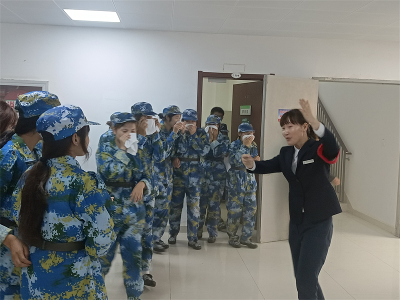 应急疏散指挥1.jpg