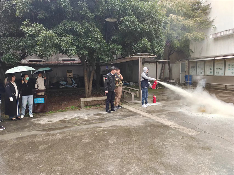 3灭火器实操.jpg