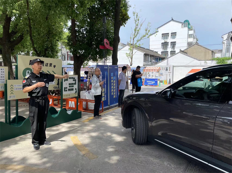 车辆指挥.jpg