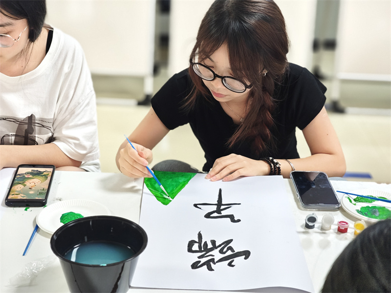 柳职院项目端午海报DIY1.jpg