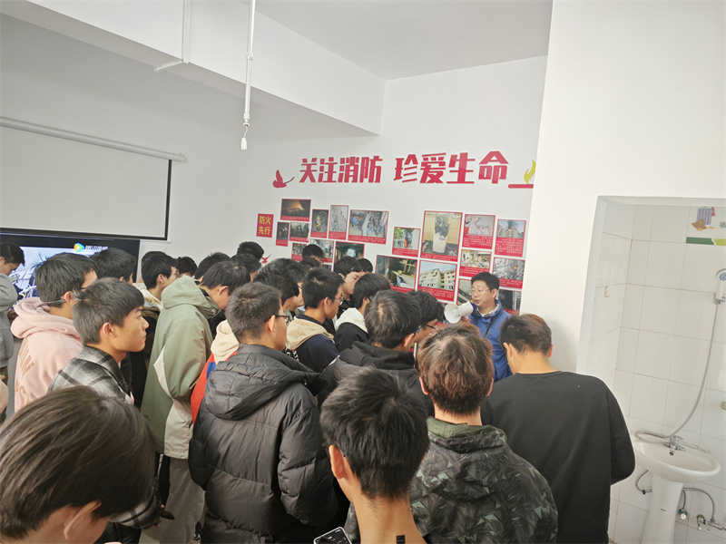 be93ceb232cf2f343e877d6c5bd398b.jpg