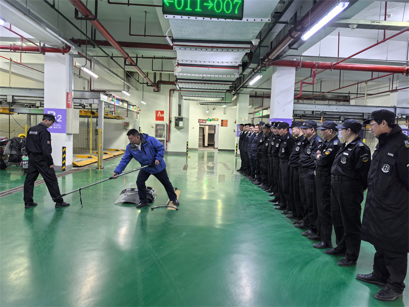 防暴器材使用培训.jpg