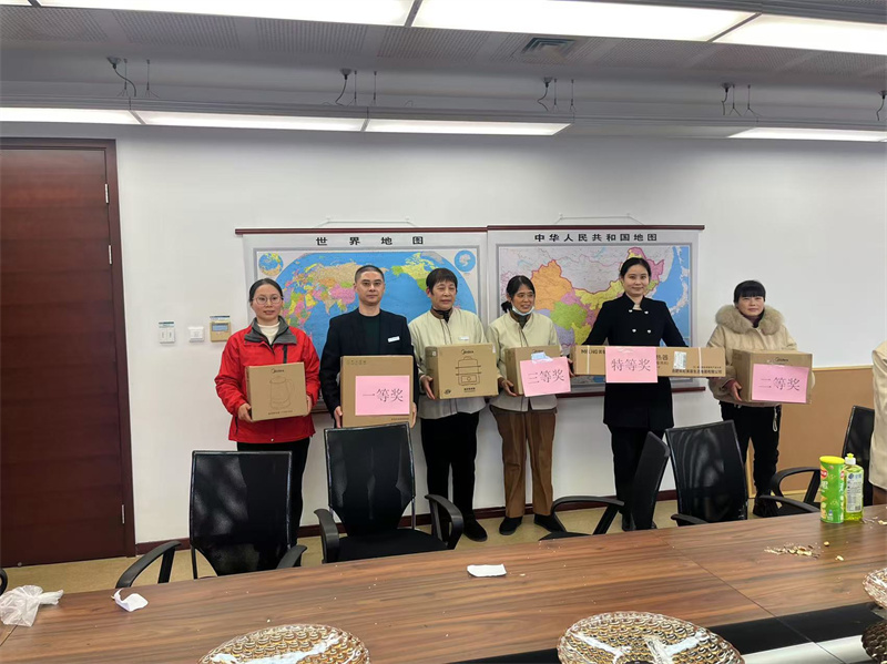 获奖人员合照.jpg