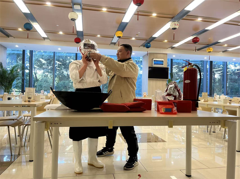 防毒面具使用.jpg