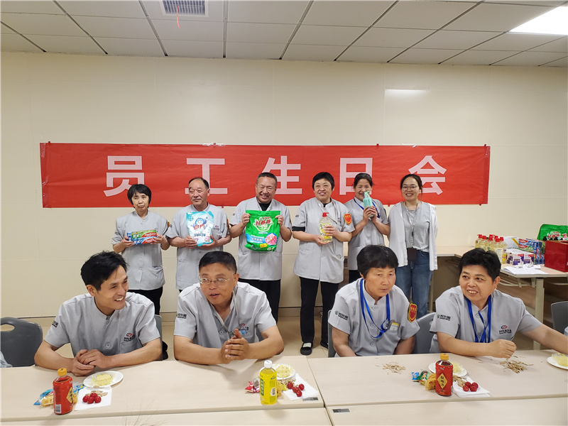 二季度生日会-5.jpg