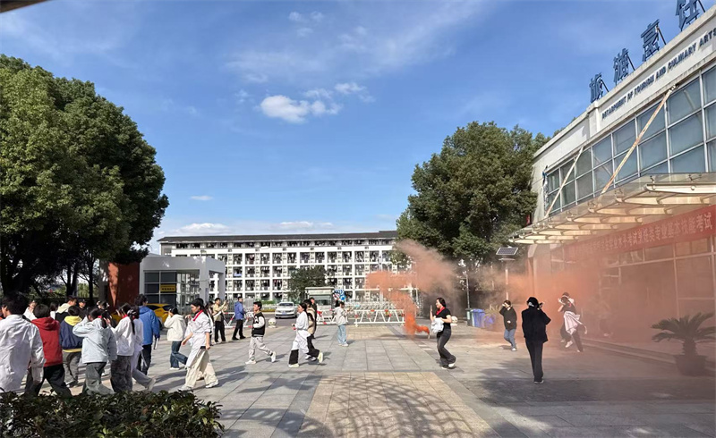 1763096666655126.jpg 逃生演练.jpg