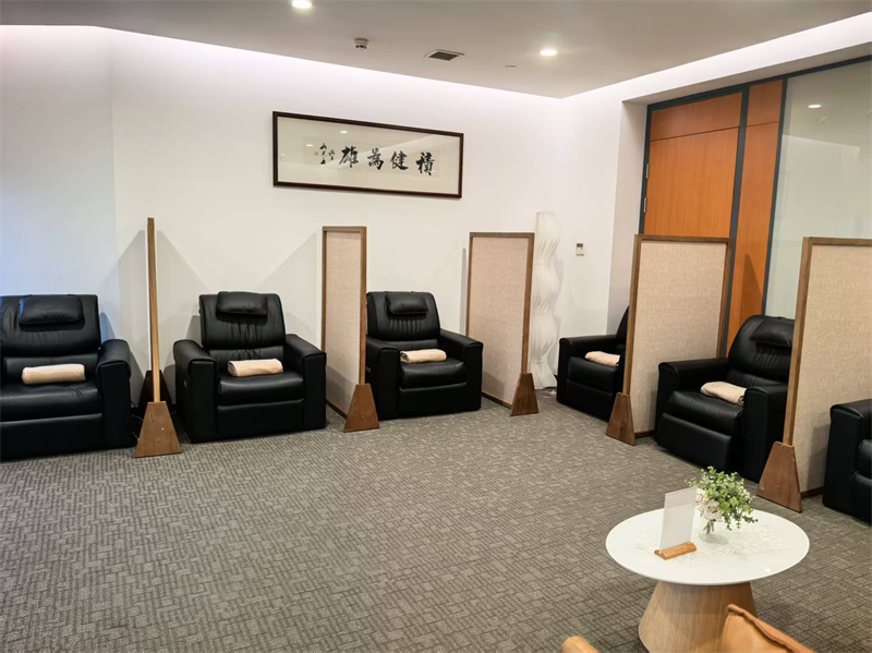 1764219541793101.png 休息区域.png