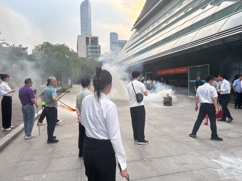 消防演练照片2.jpg