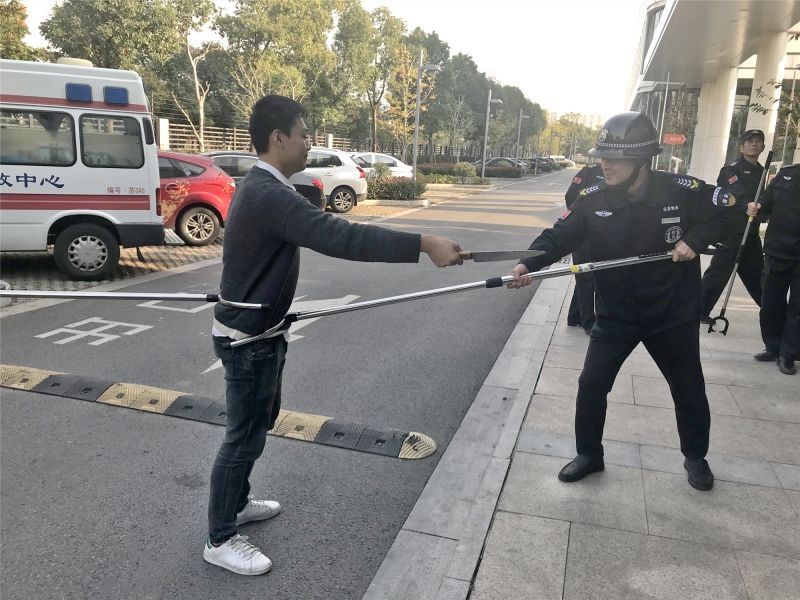 5围堵、隔离嫌疑人.jpg