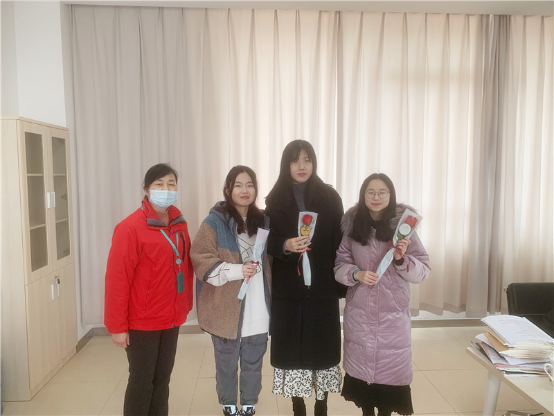 教师合影3.jpg