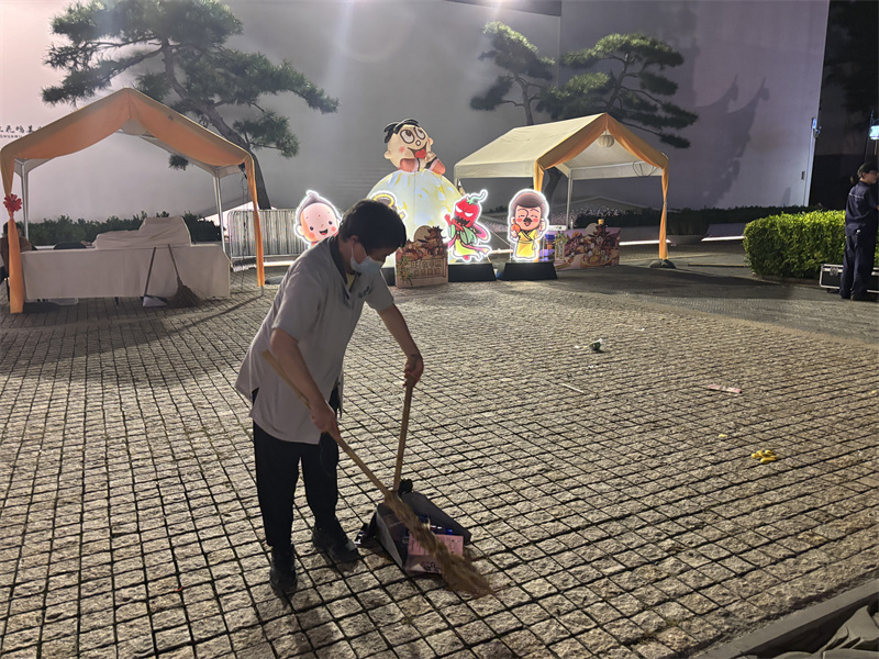 活动结束卫生清洁.jpg