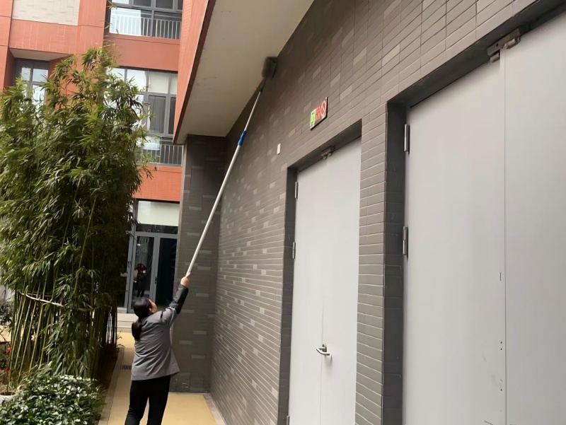 1772498144177646.jpg 楼宇保洁1.jpg