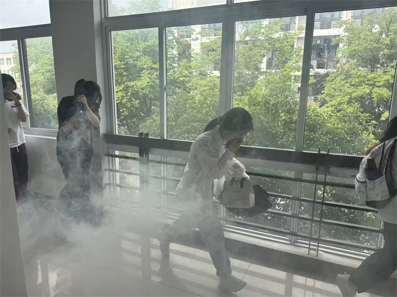 1779430818922410.jpg 消防演练疏散逃生.jpg