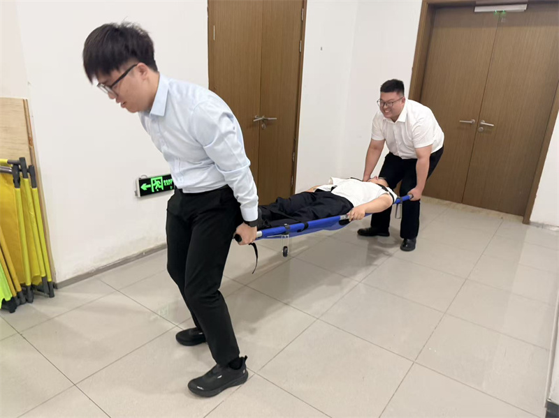 模拟人员受伤.jpg