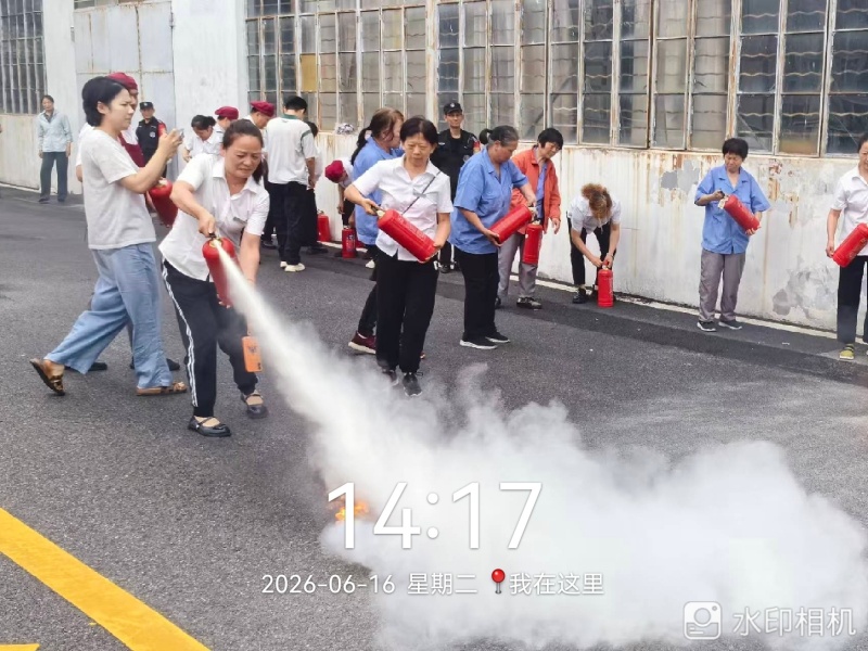 1782900394511734.jpg 2026年“安全月”活动-消防演练(江苏工程职业技术学院宿舍)3.jpg